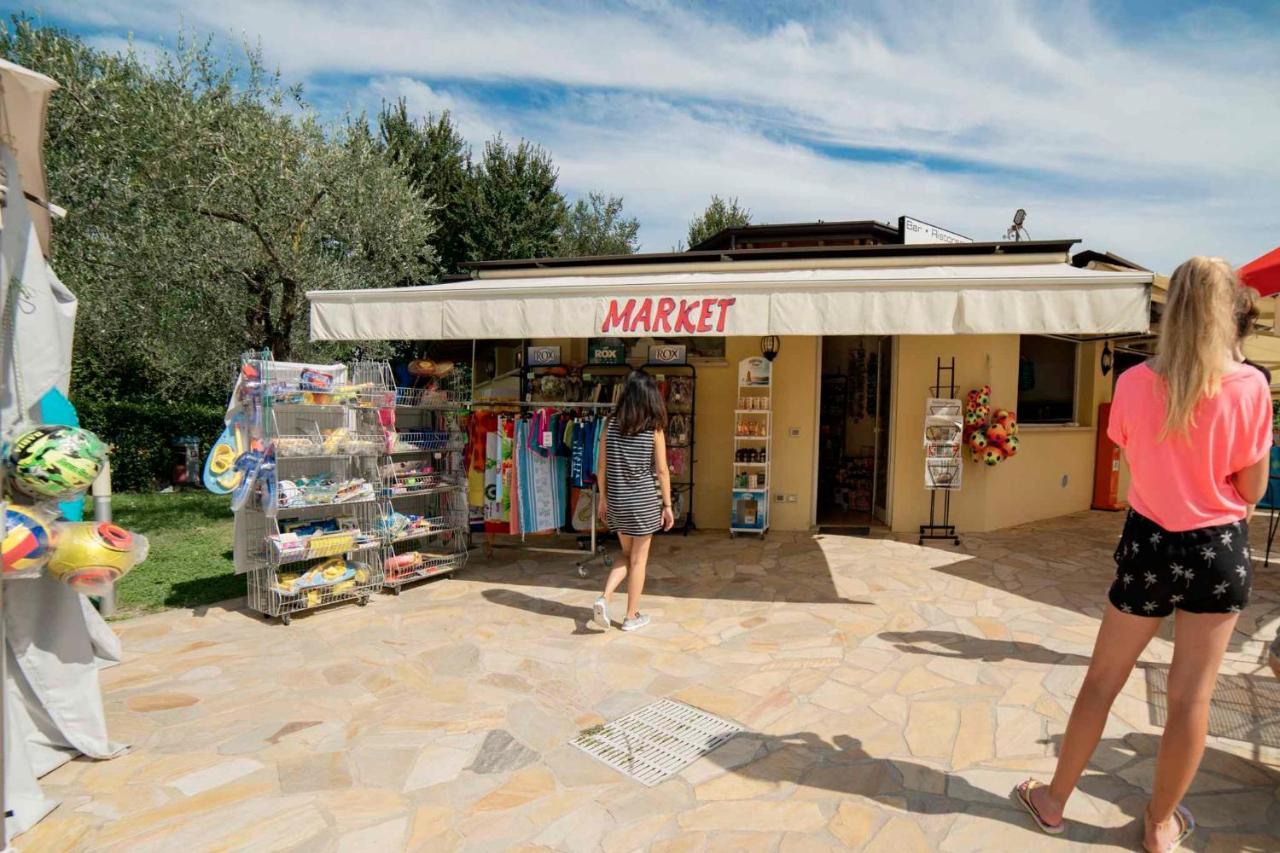 Mobilehomes In Pieve Vecchia - Norditalienische Seen 22044 马内尔巴 外观 照片